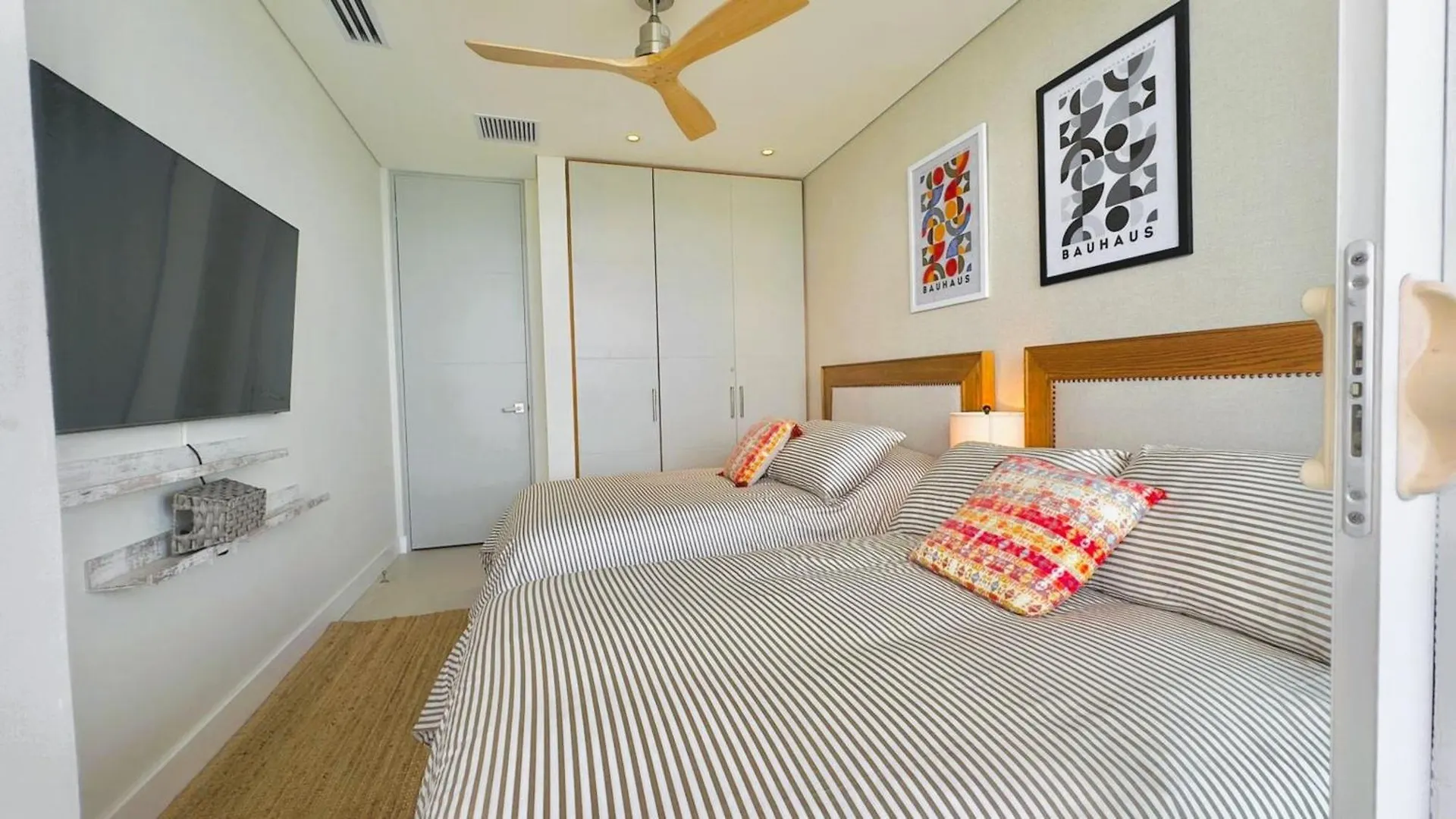 Apartasuites Edificio H2 - Vistas Al Mar & Bahia Cartagena